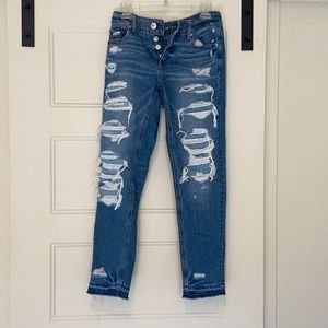 American eagle low rise tomgirl jeans